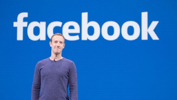 Mark Zuckerberg 'değişim' dedi: Facebook 'eski günlerine' dönüyor